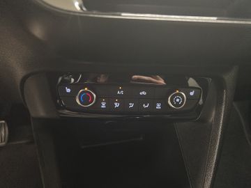 Fotografie 14 des Opel Corsa F Sitz-/Lenkradheizung Parkpilot Allwetter