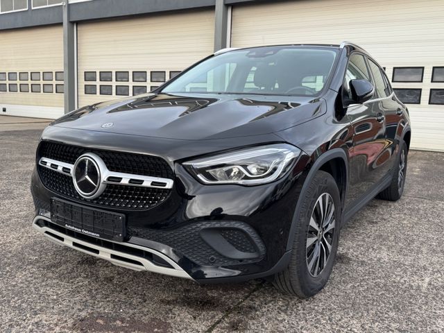 Mercedes-Benz GLA 200 d LED/RFK/Distronic+/NAVI/APA/Ambiente