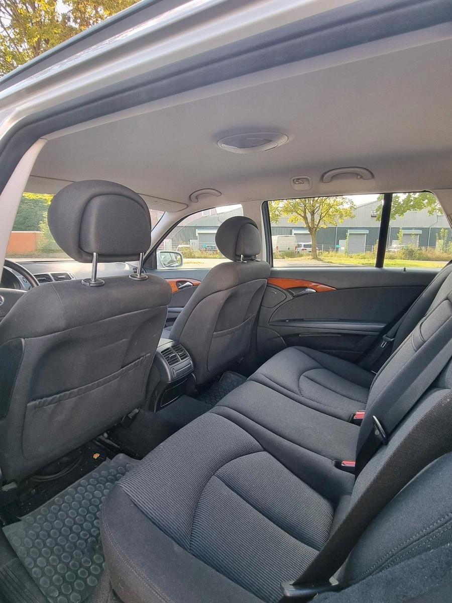 Mercedes-Benz E200 2008 — photo 7