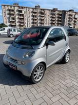 Smart ForTwo 700 - gebrauchte Smart ForTwo aus dem Jahr 2005