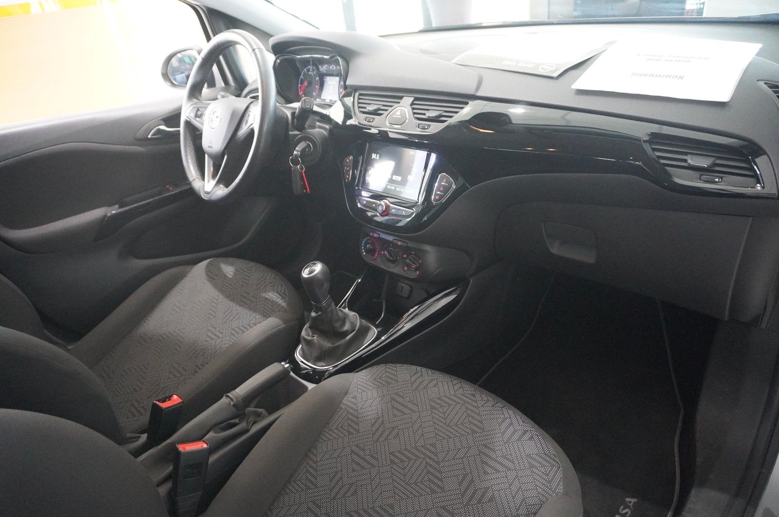 Fahrzeugabbildung Opel Corsa E Active 1.4  NAVI/PDC/SHZ/LHZ/ALU/TEMPO