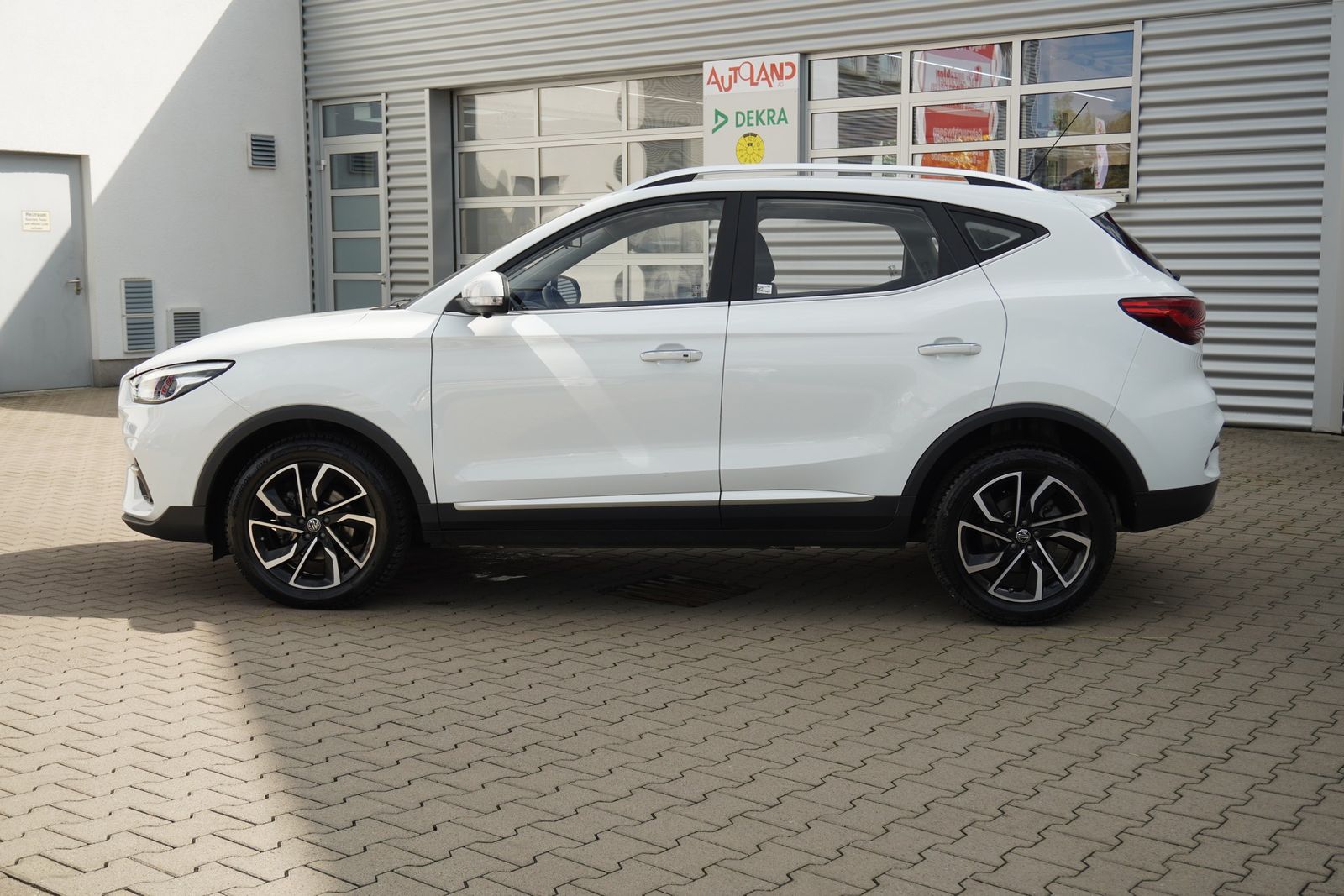 MG ZS