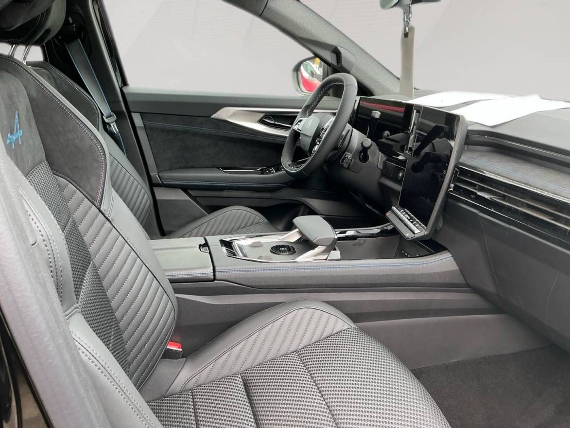 Fahrzeugabbildung Renault Austral Esprit Alpine Full Hybrid E-Tech 200