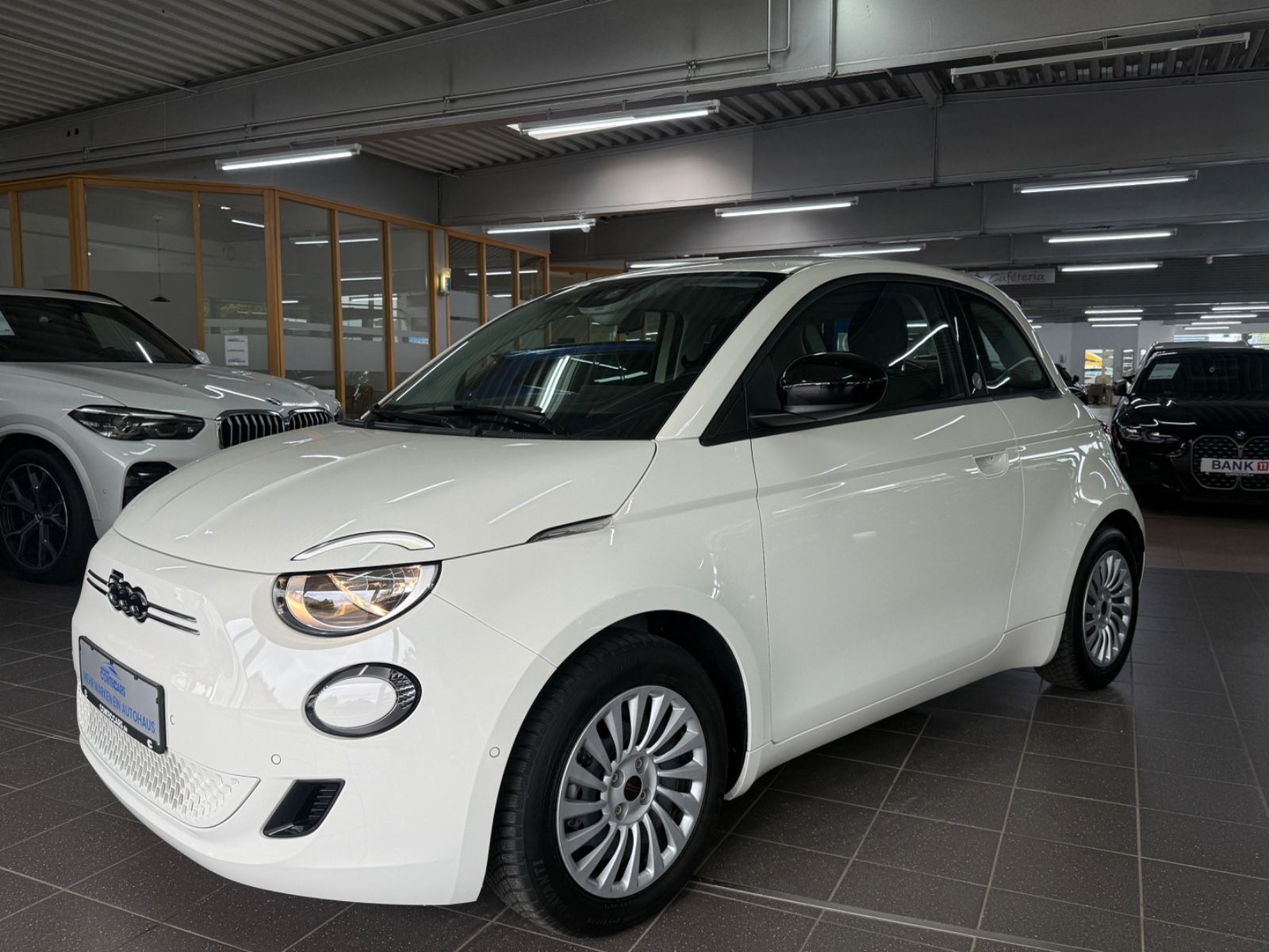 Fiat 500e Red Batterie 96,7% - VC-KAM-Apple-Sitzheiz. imagem 2