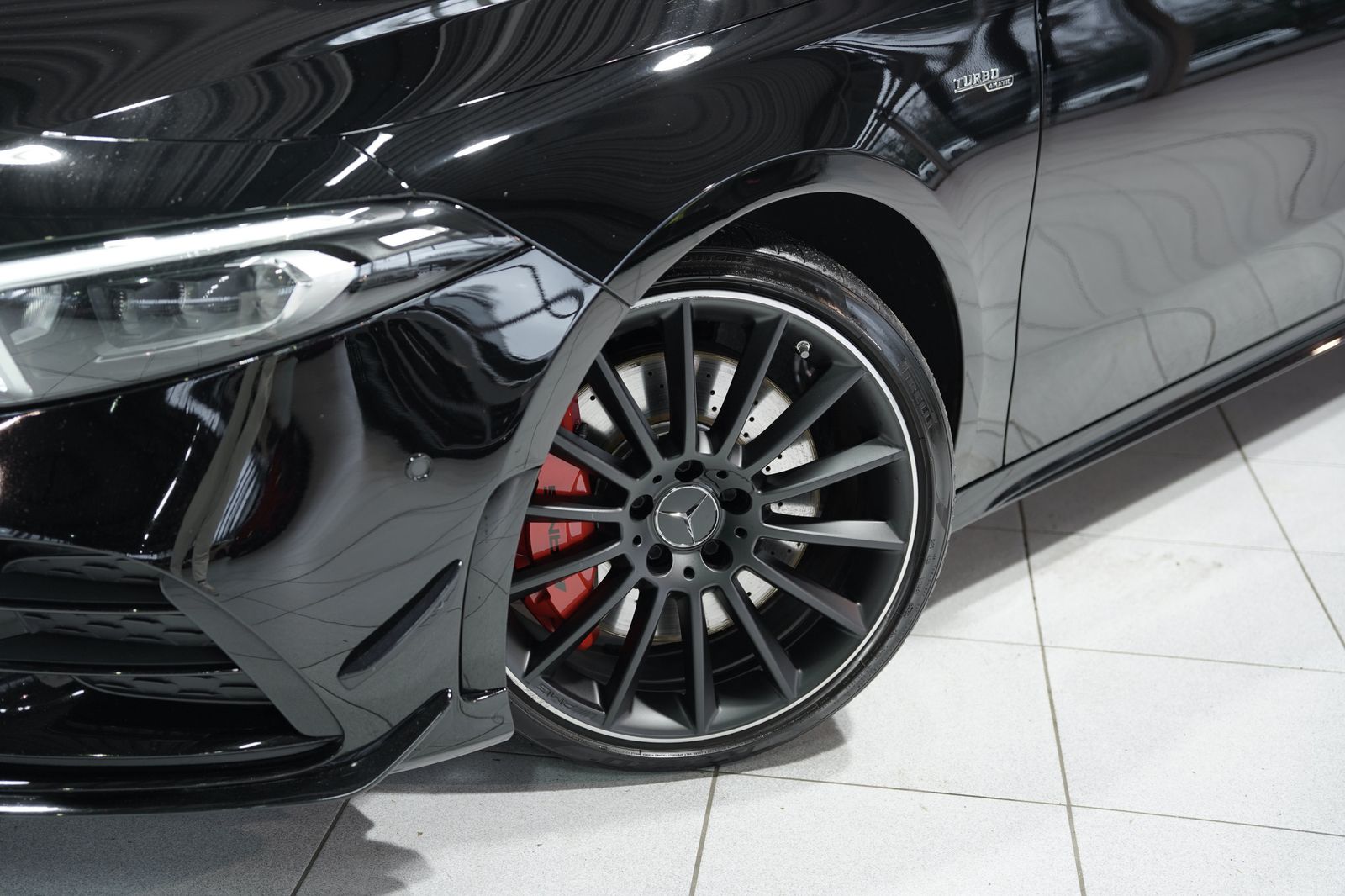 Mercedes Benz A 35 Amg