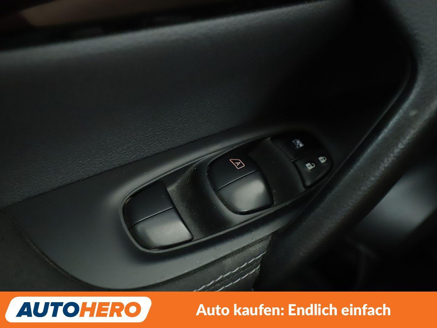 Nissan Qashqai 1.2 Acenta Aut.*NAVI*CAM*SPUR*PDC*SHZ*