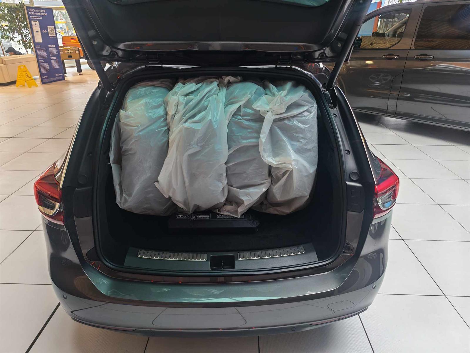 Opel Insignia Sports Tourer AUTOMATIK LED KAMERA NAVi