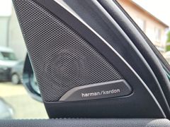 Fahrzeugabbildung X4 M Competition HUD AD Navi Digitales Cockpit M
