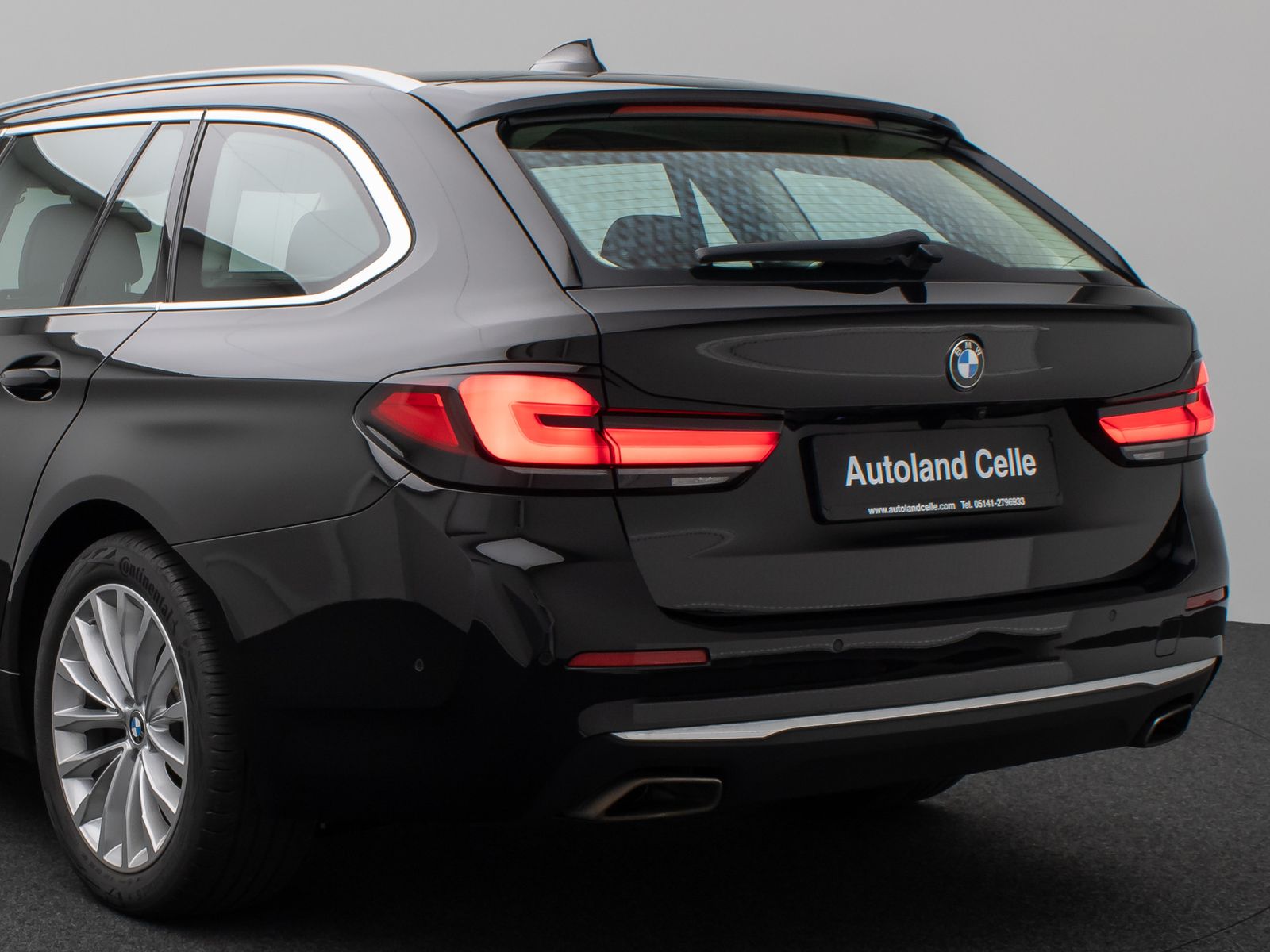 Fahrzeugabbildung BMW 540d xD Luxury Line Kamera HUD DAB ACC Alarm LED