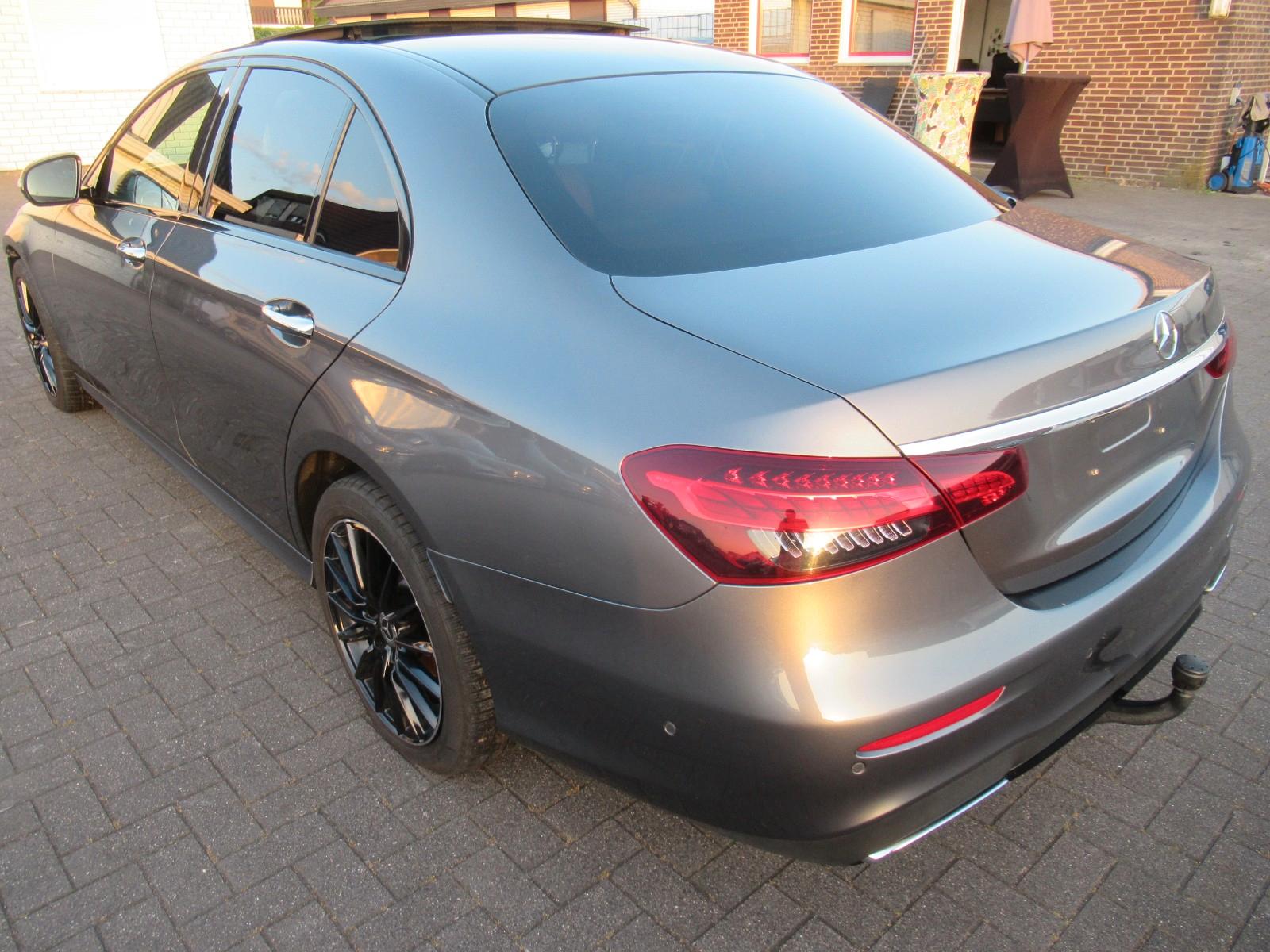 Mercedes-Benz E 200 d Aut. AMG-LINE Leder Navi Pano Burmester.
