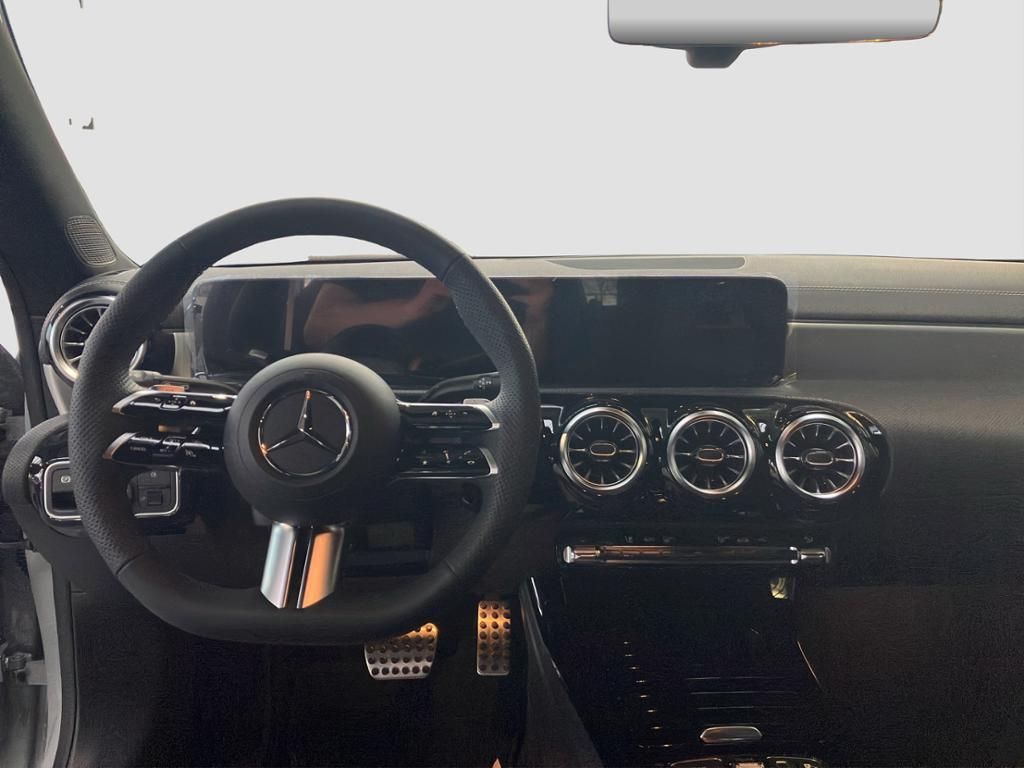 Fahrzeugabbildung Mercedes-Benz CLA 200 d SB AMG*Pano-Dach*Kamera*Sitzhzg*LED*