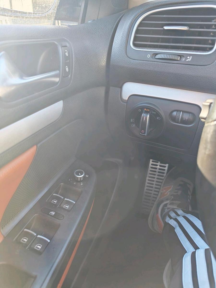 Volkswagen Golf 2010 — photo 8