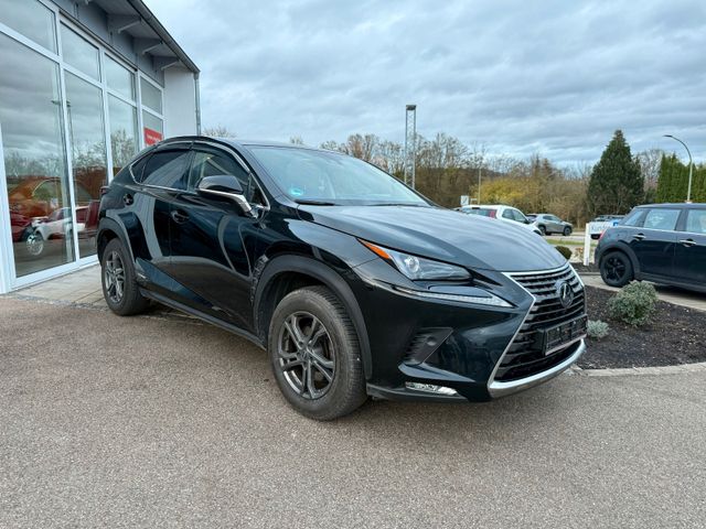 Lexus NX300h Executive Line E-FOUR*Leder-Caramelbraun*