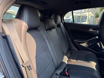 2014 Mercedes-BENZ GLA 缩略图 11