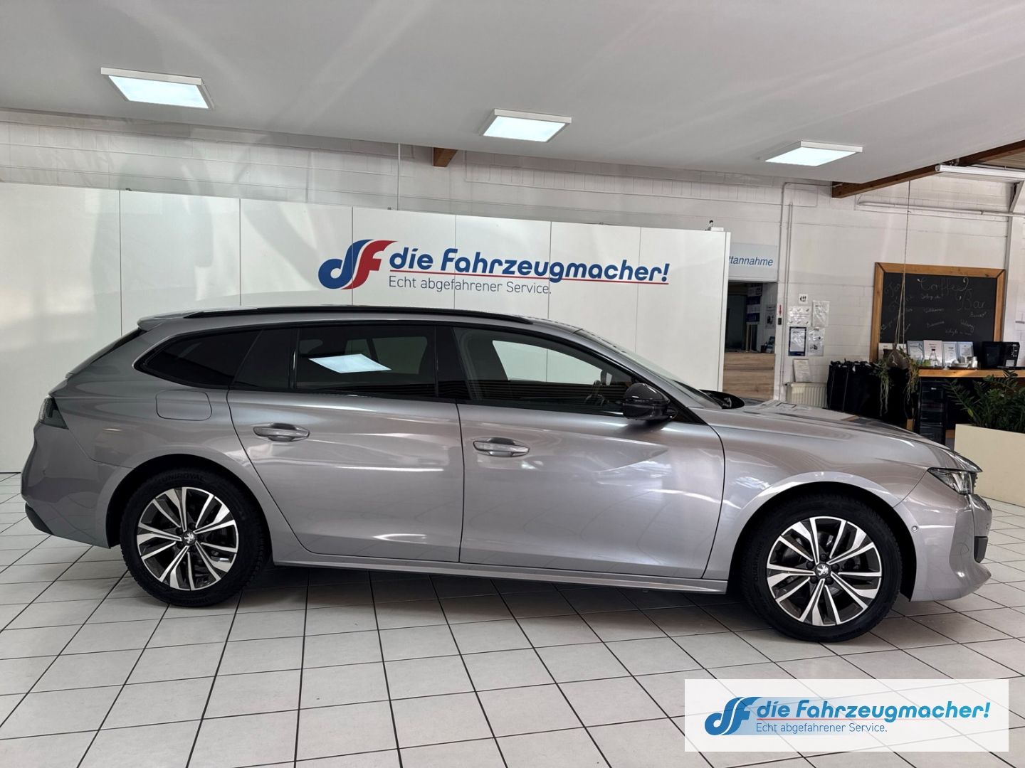 Fahrzeugabbildung Peugeot 508 SW Allure Pack 1.5 BlueHDi 130 EU6d Navi ACC