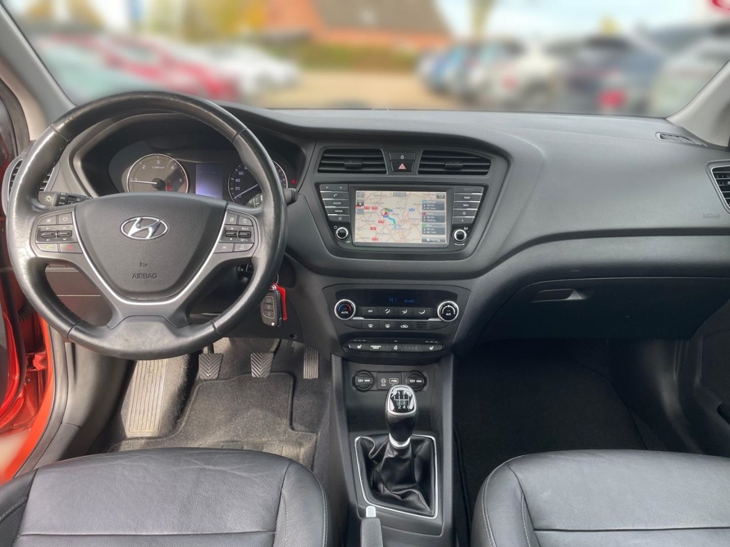 Fahrzeugabbildung Hyundai i20 Coupe 1,4 CRDi Style Leder Allwetter Panoram