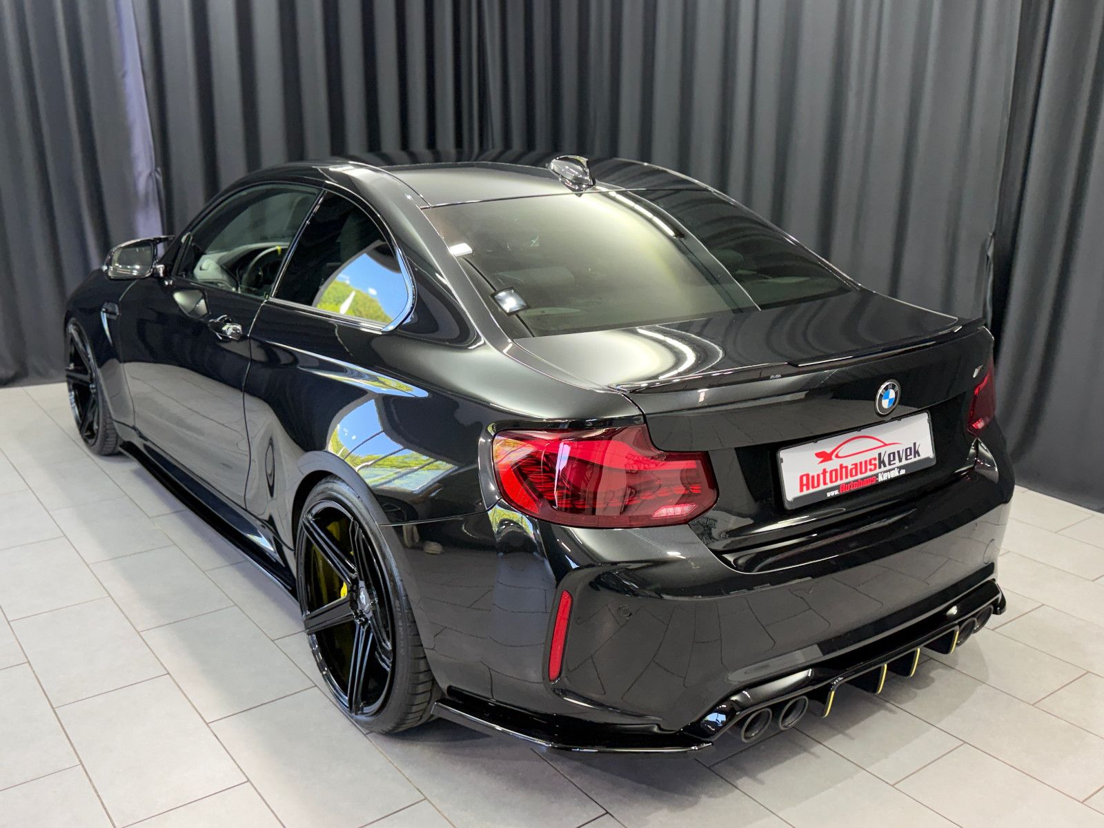 Fahrzeugabbildung BMW M2 Coupe |HJS|H/K|M-PERFORMANCE|H&R
