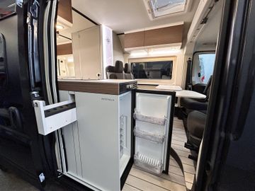 Westfalia Columbus 600 D 180 PS 8G  Zusatzbett SOLAR