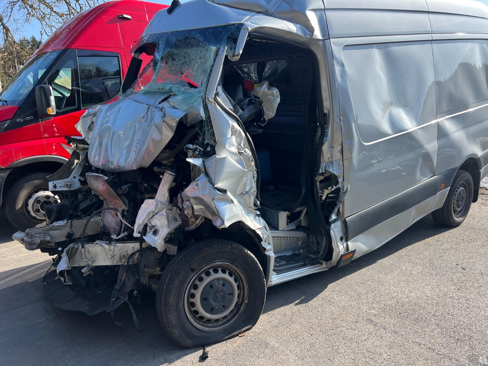 Mercedes-Benz Sprinter III Kasten RWD/AWD 317