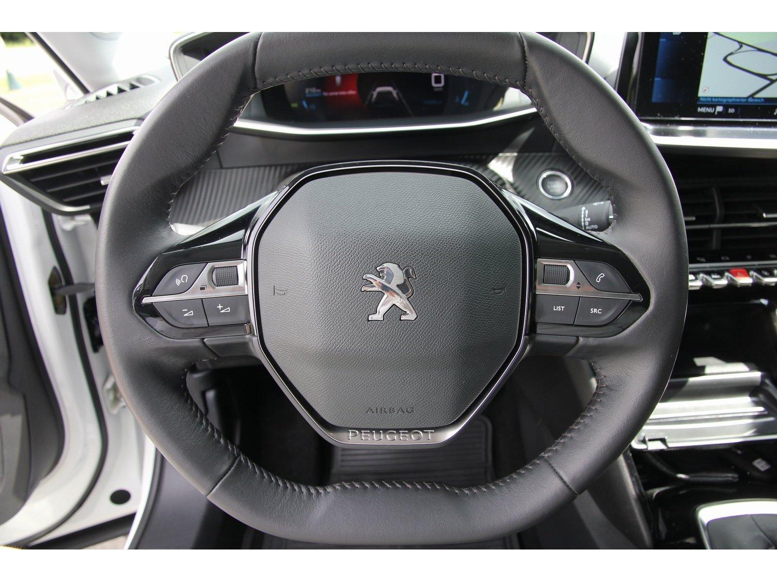 Peugeot 2008 Allure Pack BHDi 110 Navi SHZ RFK Carplay