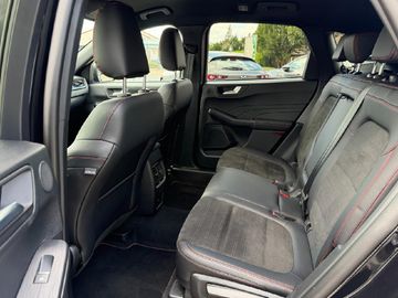 Ford Kuga 2.0 ST-Line X NaviB&OAHK