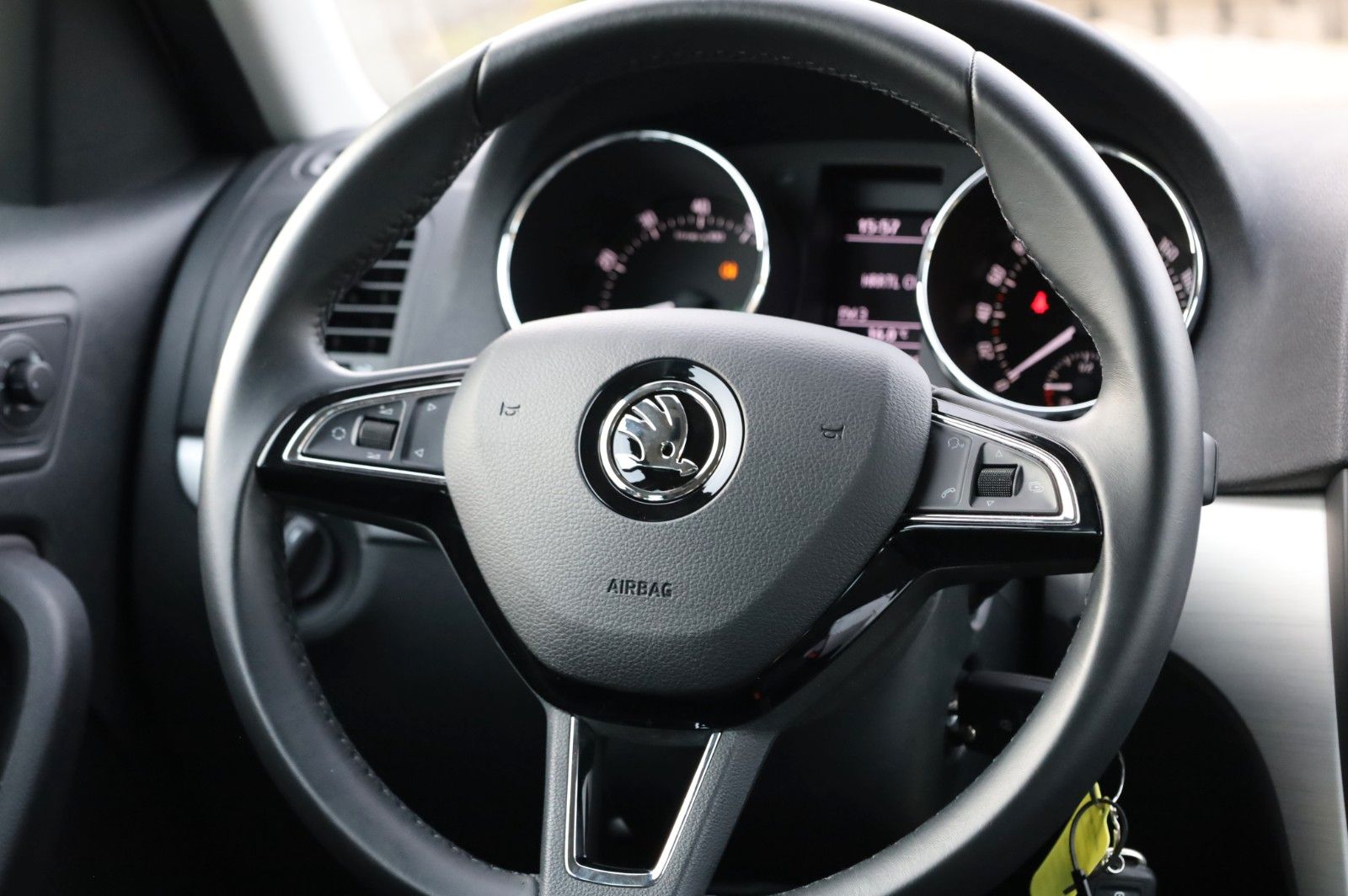 Fahrzeugabbildung SKODA Yeti 1.4 TSI Ambition *DSG *SHZ *PDC *Sunset