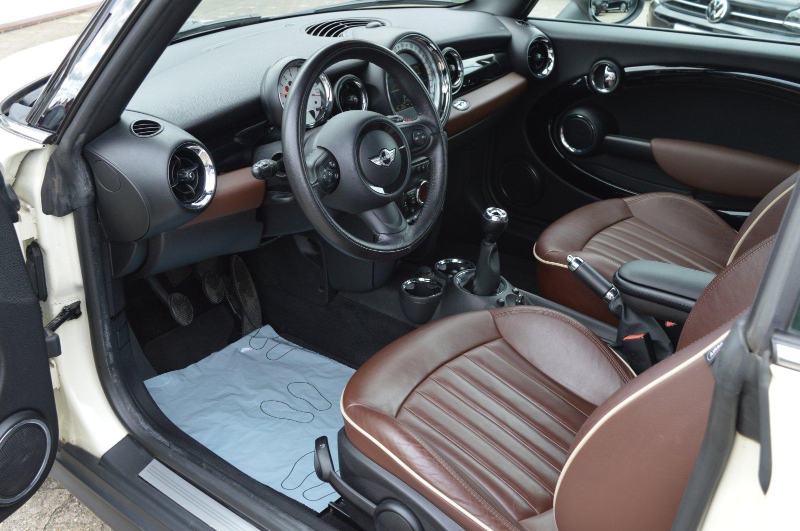 MINI Cooper Cabrio  1.6 16V Chili Leder/Navi/Xenon/SH