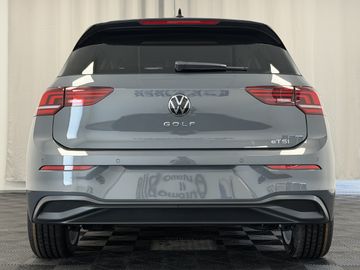 Volkswagen Golf - 7