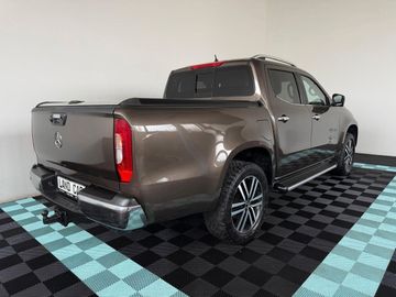 Mercedes X 250 - 4