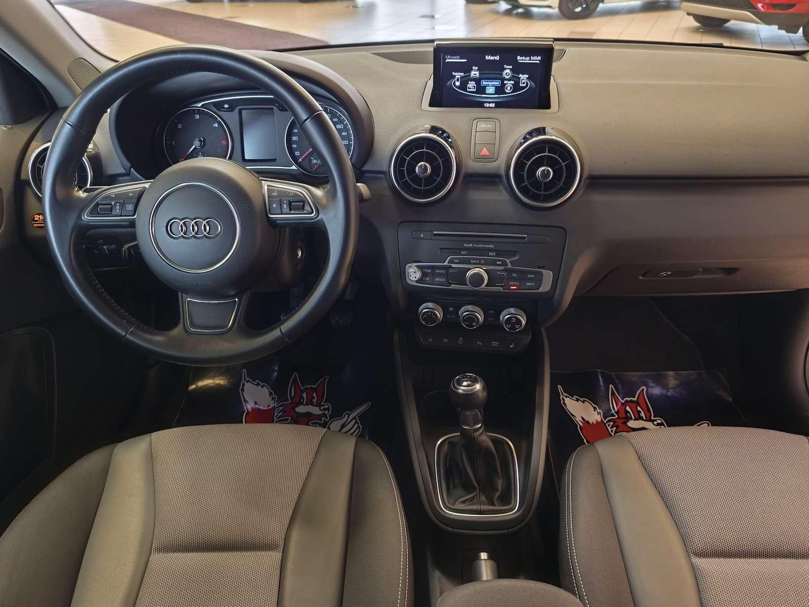 Fahrzeugabbildung Audi A1 1.6 TDI Sport/Xenon/MMI/Teilleder/17´´ 85 ...