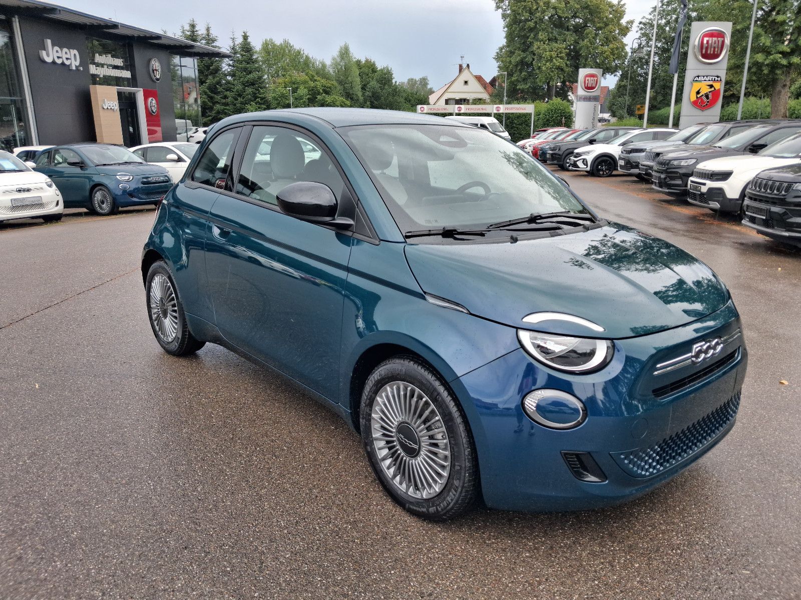 Fahrzeugabbildung Fiat 500 1.0 Hybrid FireFly 48 kW Icon