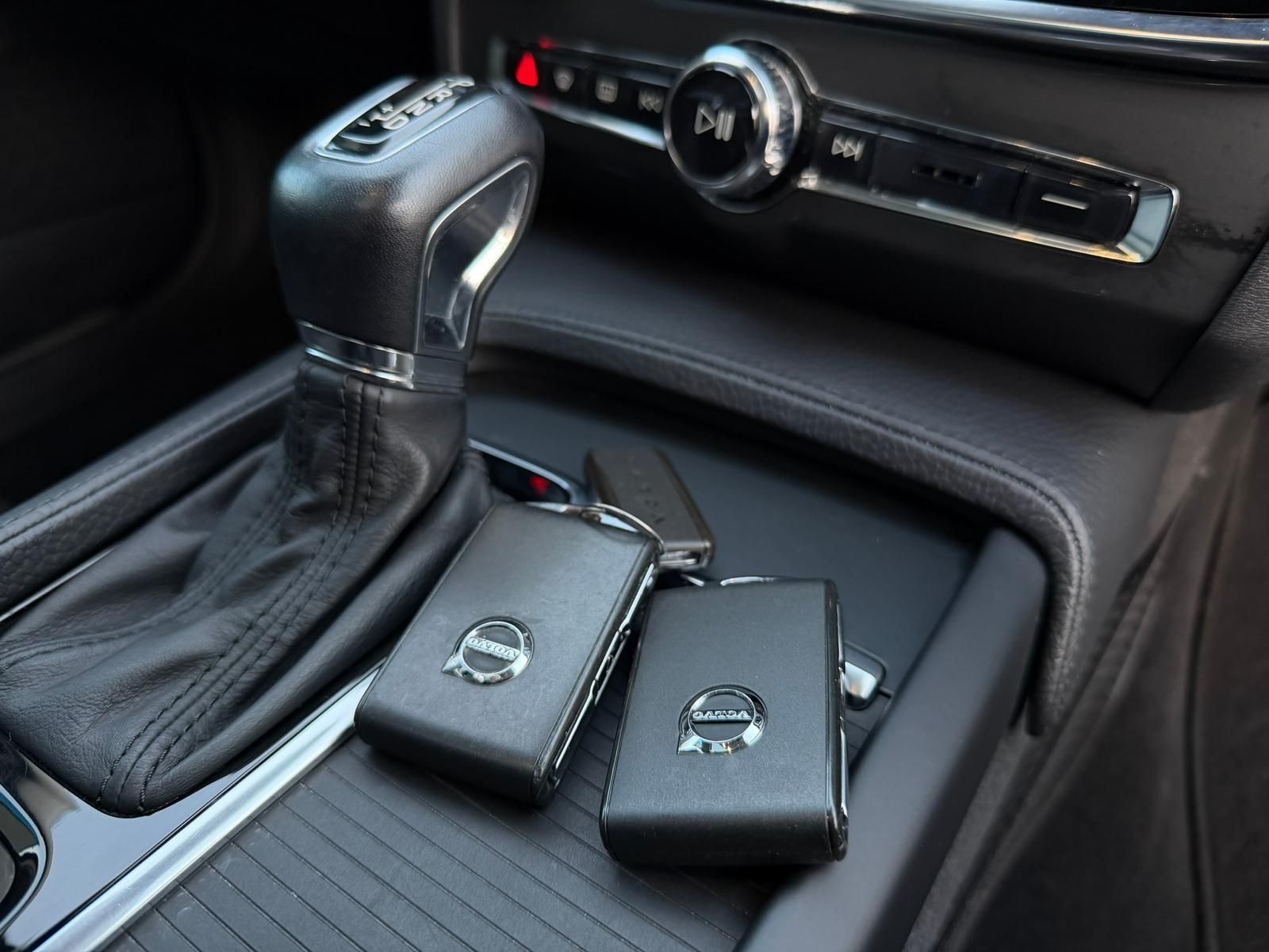 Volvo S90 2.0 D4 Momentum HeadUP 360° Schiebedach foto 16