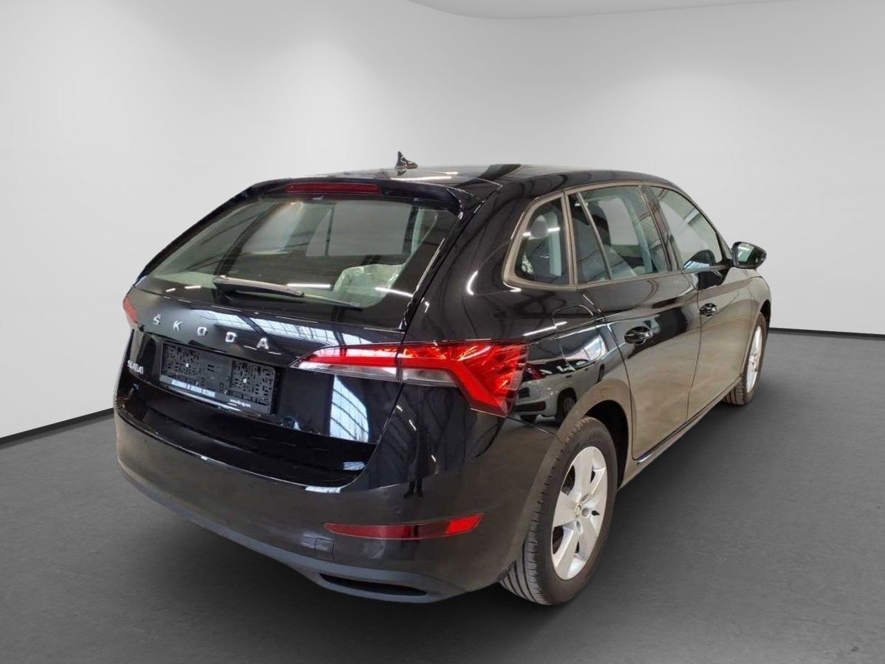 Skoda Scala 1.0 TSI Drive 125 Virtual LED Lane Navi imagem 2
