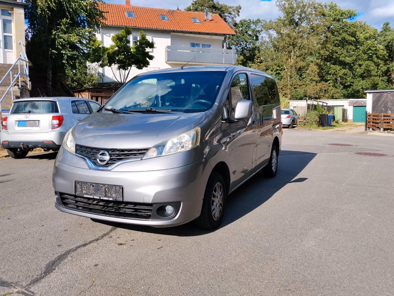 Nissan NV200, 2012