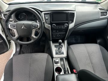 Mitsubishi L200 - 11