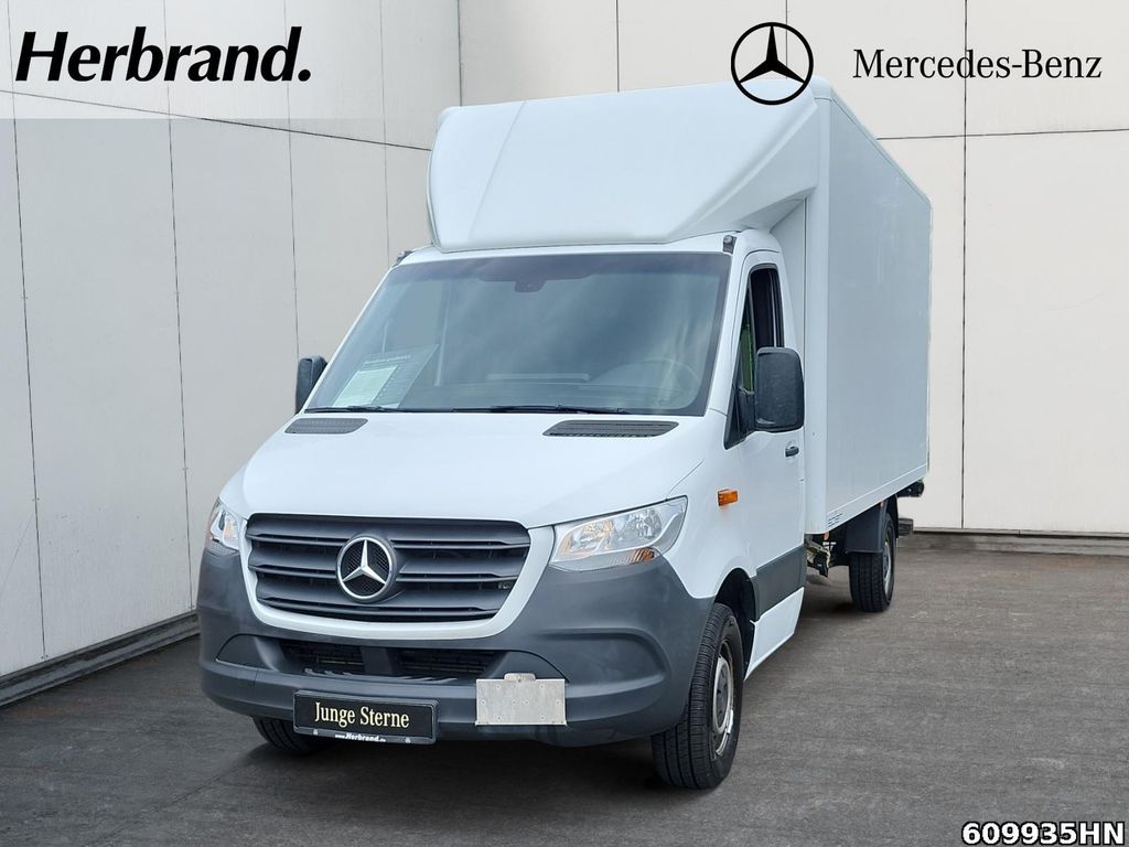 Image of Mercedes-Benz Sprinter