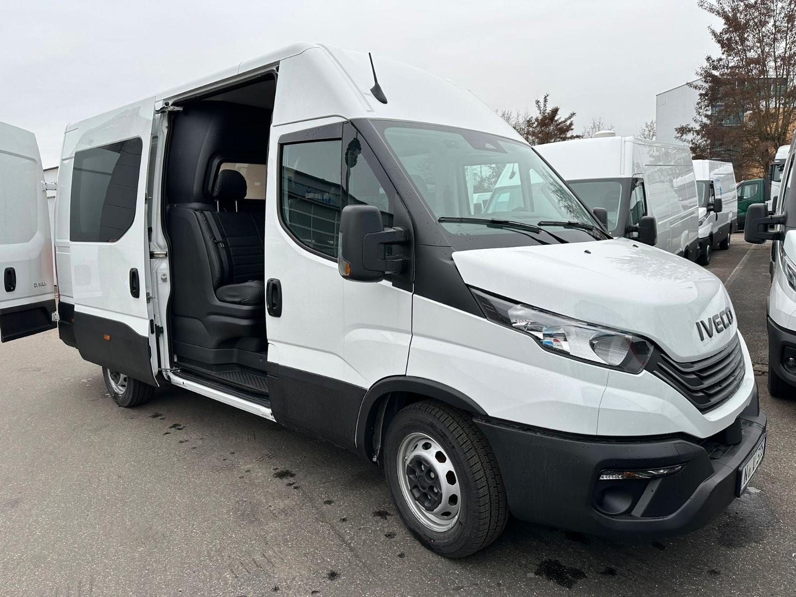 Iveco 2x 35S16H3.0A8 CRV 3.0L Motor, 6 Sitzer