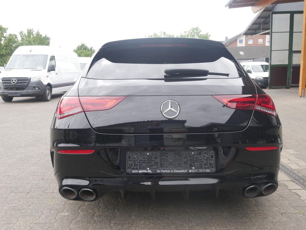 Mercedes-Benz CLA 45 AMG Shooting Brake