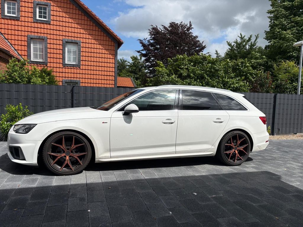 Image of Audi A4