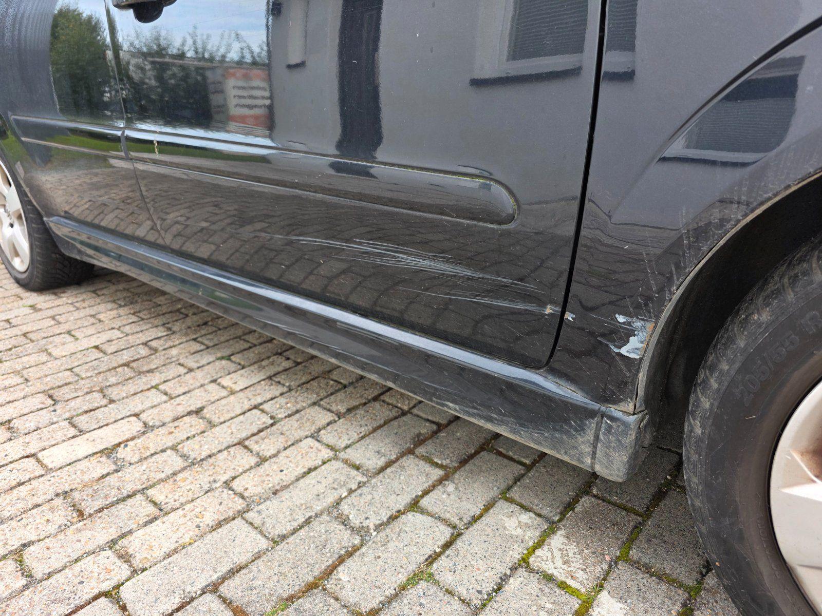 Opel Zafira 2010 — photo 6