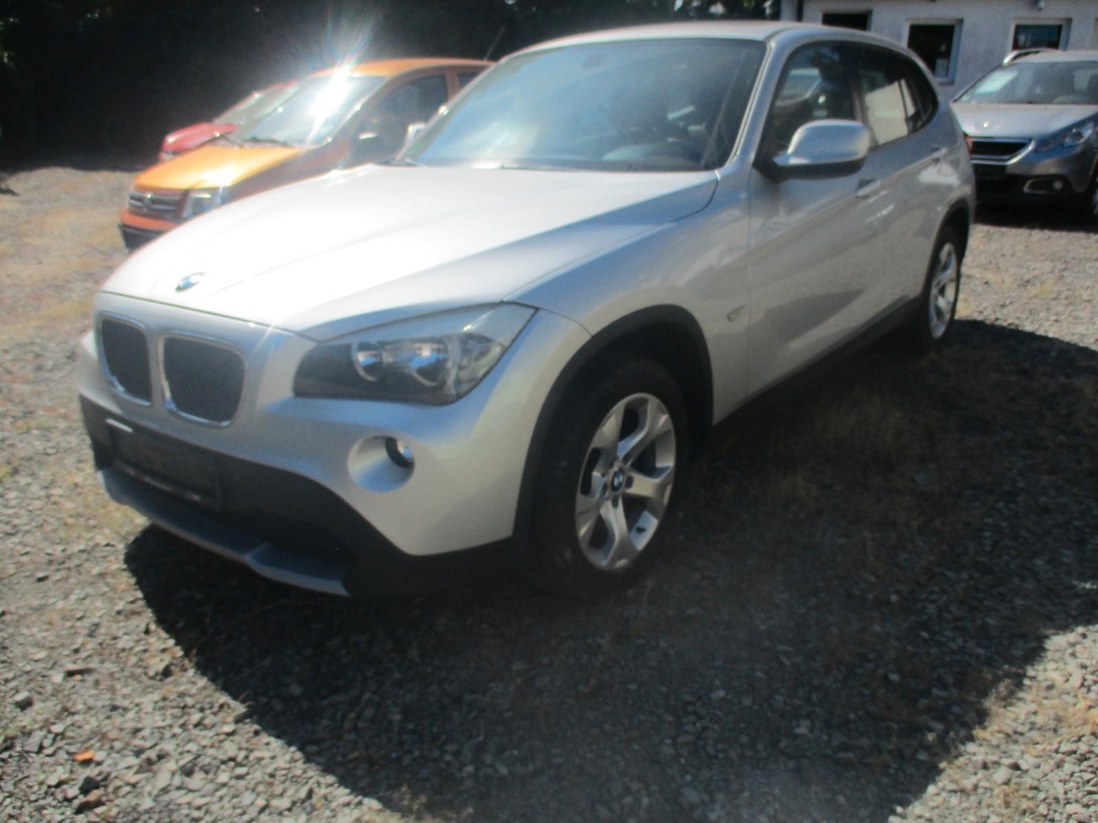 BMW X1 xDrive18d Automatik , 8xfach Bereift