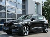 Volvo XC40 T5*ACC*R DESIGN*KAM*HARMAN*KEY*MEMORY*AHK - Volvo XC40 mit Hybrid-Antrieb: Geländewagen