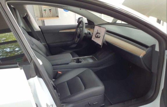 Tesla Model 3 Performance Dual AWD94,4%SOH Pano 4x SHZ foto 6