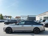 BMW M760e*xDrive*Two*Tone*Individual*3xTV*SkyLounge* - graue BMW M760