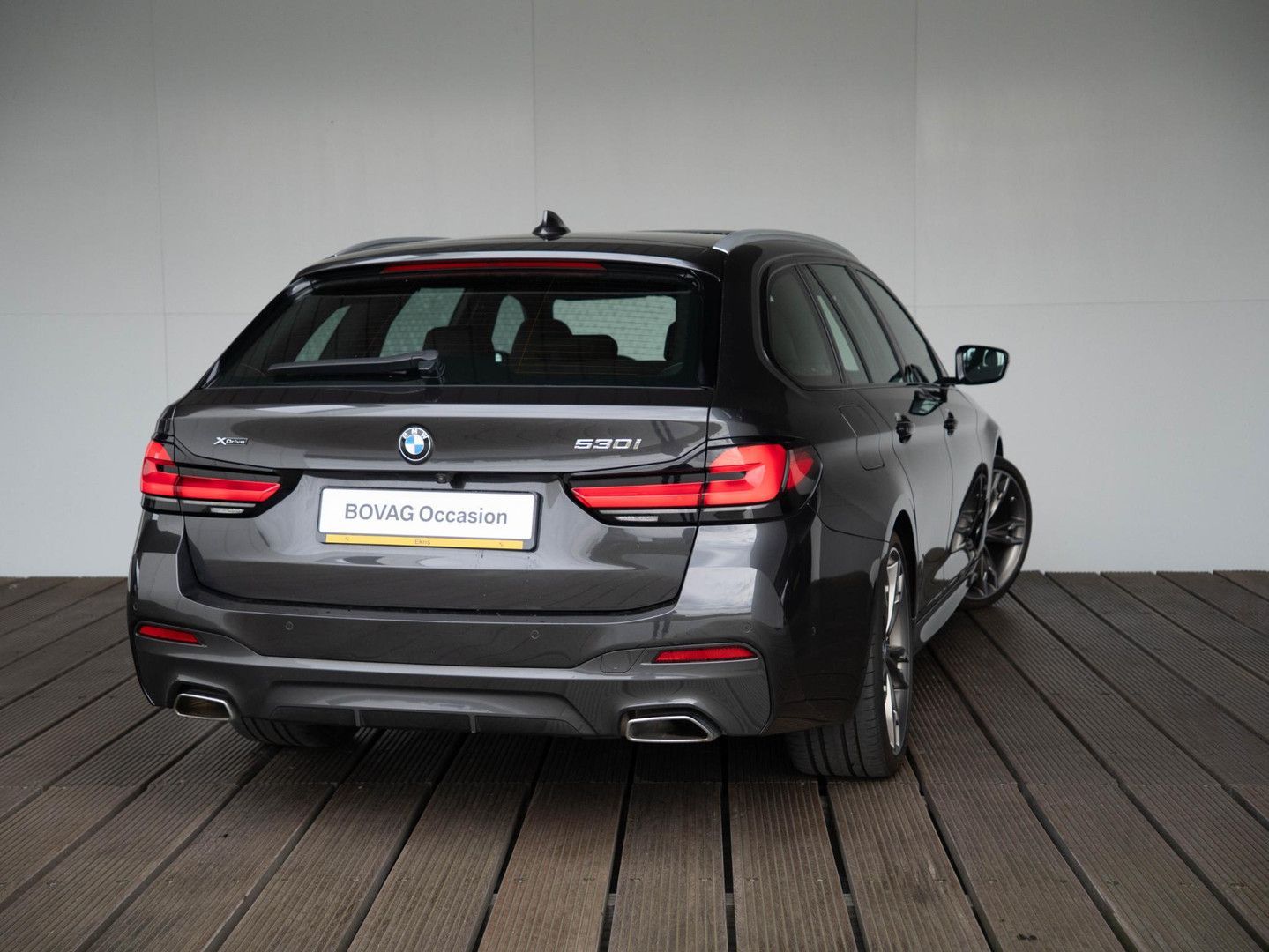 BMW 530 5 Serie Touring 530i xDrive | M Sportpaket | imagem 2