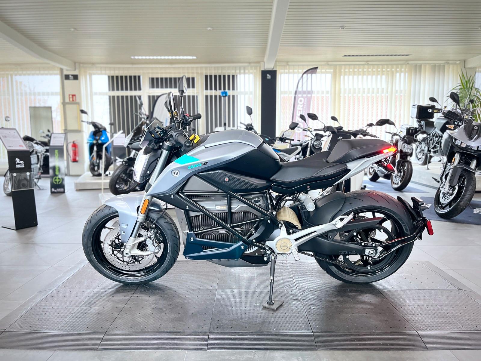 Zero S SILVER TEAL | A1 ELECTRIC NAKED | 2025 15,6 kW