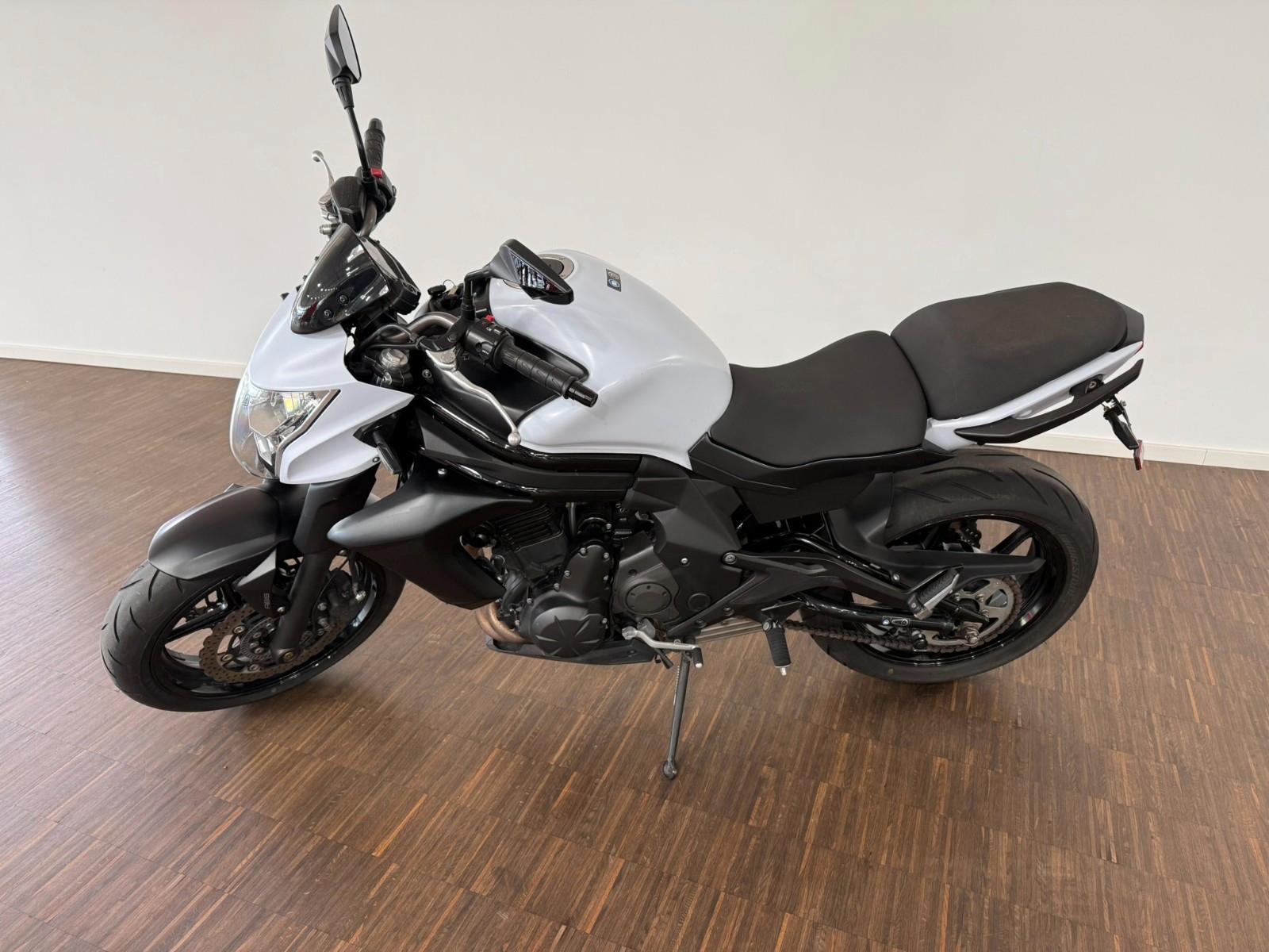 Kawasaki ER-6N ABS  - frischer Service -  neue Reifen
