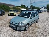 Renault Clio Initiale 1.6 Automatik, klima, Tüv Neu !!! - Renault Gebrauchtwagen von 2000