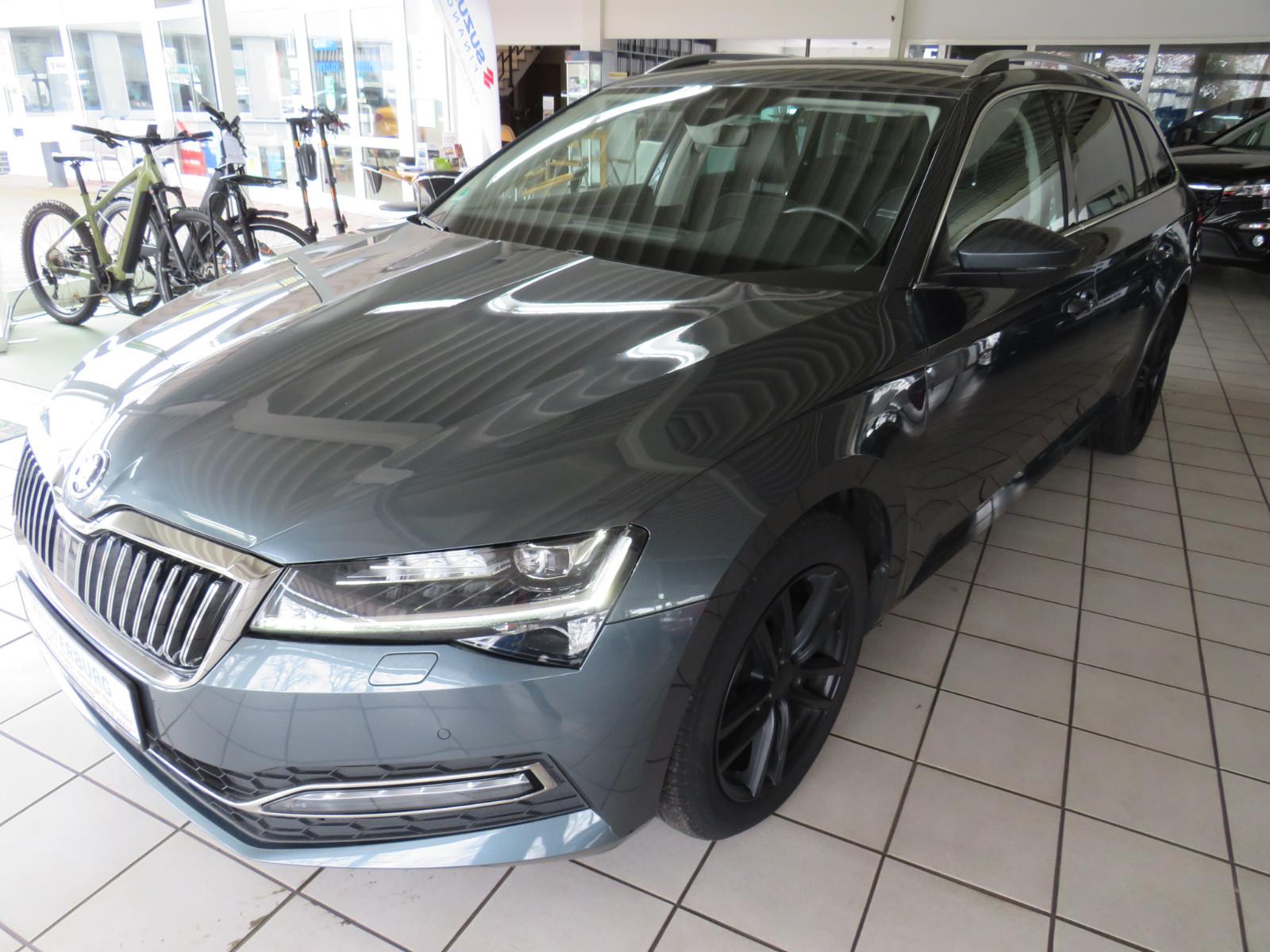 Skoda Superb Combi Premium Edition