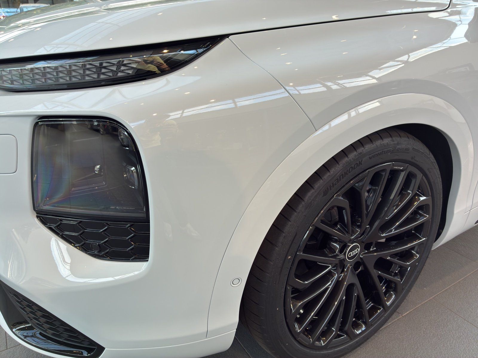 Fahrzeugabbildung Audi Audi Q7 TDI quattro NEUES MOD. 360,AHK,HUD,LED
